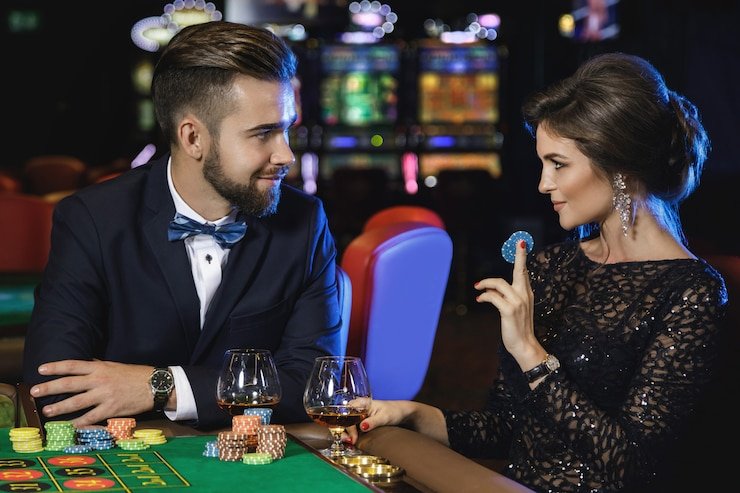 kelas4d login platform showing live-dealer table on mobile device with game options